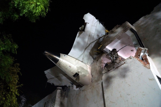 270 kişinin can verdiği uçak kazasının nedeni pilotların ses kayıtlarında: Neden kapattın?