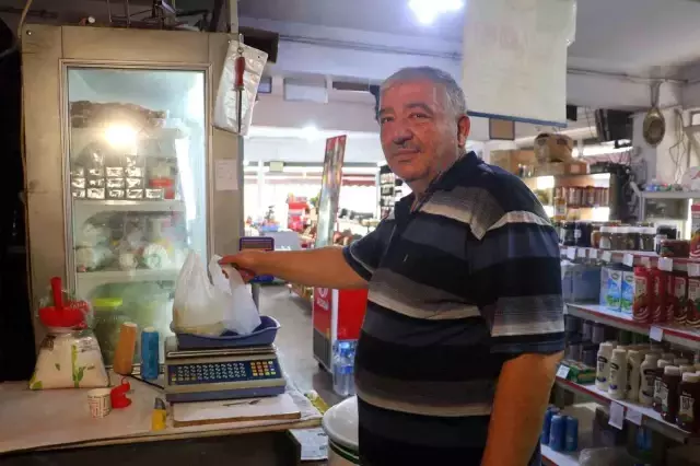 Dilencinin bırakmak istediği para esnafı şaşırttı