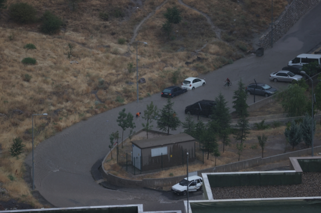 Ankara'da hayat durdu! Araçlar sel sularında sürüklendi