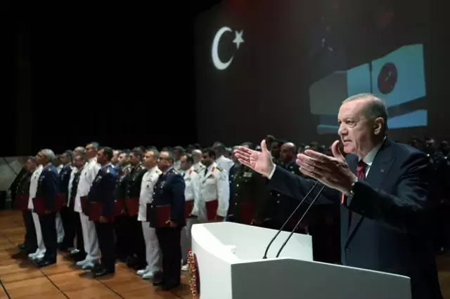 Cumhurbaşkanı Erdoğan: Siper savaşlarının yerini siber savaşlar aldı
