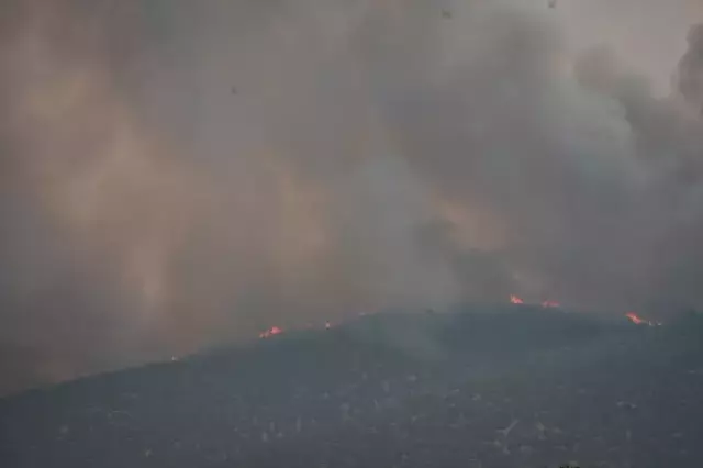 Bilecik'te alevler hızla ilerliyor! 7 köy tahliye edildi