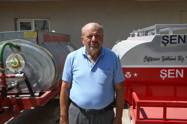 Patlak lastikle orman yangınına su taşıyan çiftçiye destek yağdı! Yaptığıyla yine gönülleri fethetti