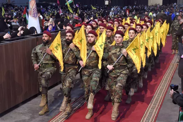 Lübnan Kabinesi, Hizbullah'ın Silahsızlandırılmasını Onayladı