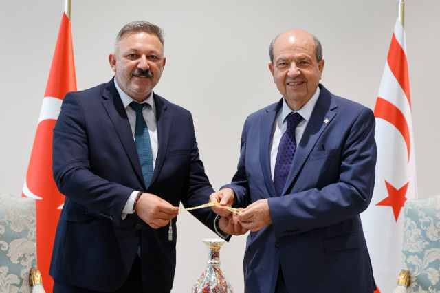 TSTK Heyeti, KKTC Cumhurbaşkanı Tatar'ı Ziyaret Etti