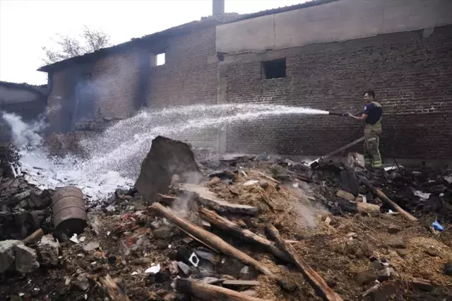 Çanakkale'de Yangında Tarihi Anılar Yok Oldu