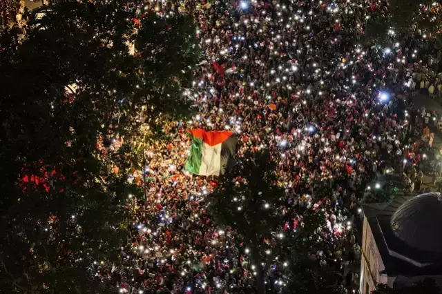İstanbul'da 'Gazze'ye Umut Işığı Ol' yürüyüşü
