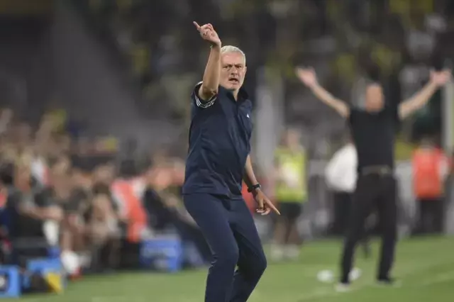 Mourinho'dan maç biter bitmez flaş açıklama