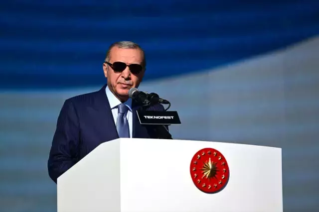 TCG Anadolu'nun daha büyüğünü yapacağız