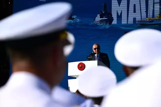 TCG Anadolu'nun daha büyüğünü yapacağız
