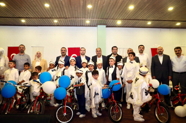 Büyükşehir Belediyesi, Yetim ve İhtiyaç Sahibi Çocuklar İçin Toplu Sünnet Şöleni Düzenledi