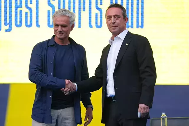 Fenerbahçe'de Jose Mourinho dönemi resmen sona erdi