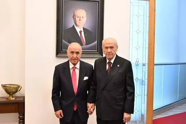 Hikmet Çetin, Devlet Bahçeli'yi ziyaret etti