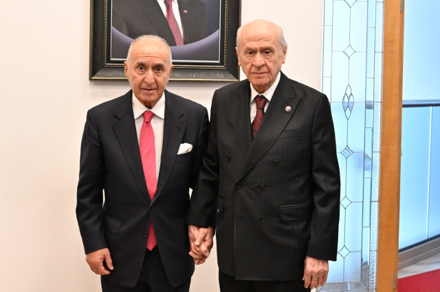 Hikmet Çetin ile bir araya gelen Bahçeli'den CHP'ye salvolar