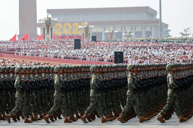 Çin'den gövde gösterisi! Zafer Günü'nü görkemli askeri geçit töreniyle kutladı