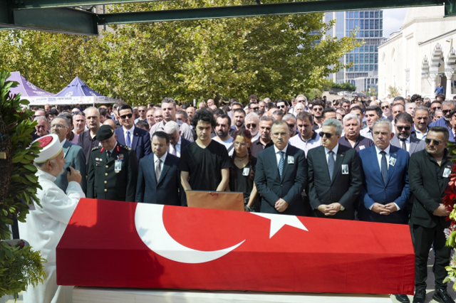 Savcı katili daha önce de restoranı basıp kırıp dökmüş