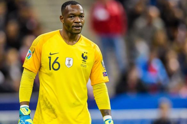 Steve Mandanda Bırakış Kararını Duyurdu: Marsilya Efsanesi Emekliliğe Adım Atıyor