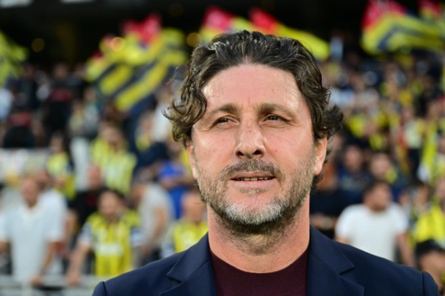Trabzonspor'un Fenerbahçe Karşısındaki 1-0'lık Yenilgisi ve Teknik Direktör Fatih Tekke'nin Basın Açıklamaları