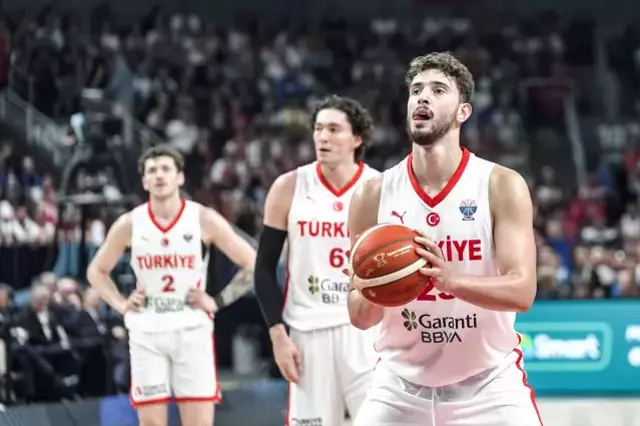 Avrupa Şampiyonu İçin Gergin Final: Almanya Türkiye'yi Yendi