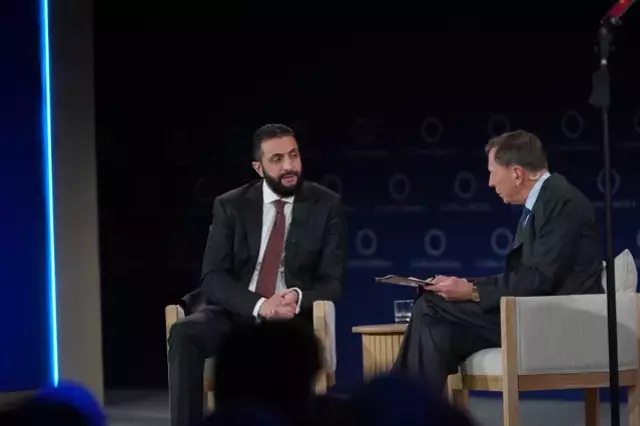 Ahmed el Şara ve David Petraeus Concordia Zirvesi'nde