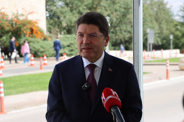 Bakan Tunç'tan CHP'nin Meclis açılışına katılmama kararına tepki: İzledikleri yol, yol değil