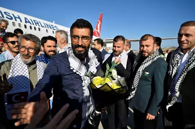 İsrail'in alıkoyduğu 36 Türk aktivist İstanbul'da