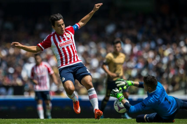 Rekorların adamıydı! 45 yaşındaki eski forvet çocuk istismarından gözaltına alındı