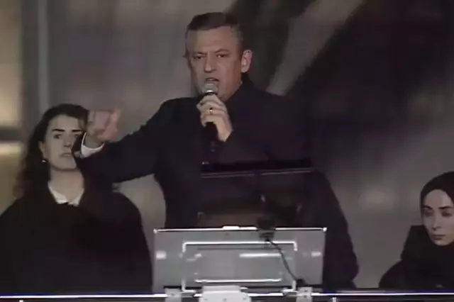 Miting alanından görüntü