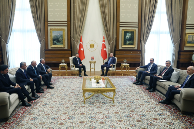 Cumhurbaşkanı Erdoğan, Barzani'yi kırmadı: 2 yıllık yasak rafa kaldırıldı