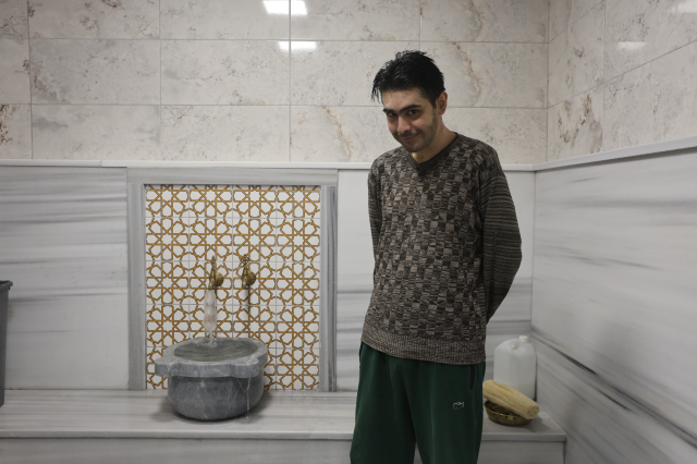 Türkiye'nin konuştuğu Barış 3 yıl sonra evden çıkarıldı, hamama götürüldü ve tıraş ettirildi