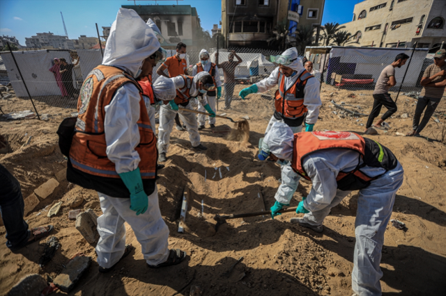 İsrail, Gazze'yi bombalıyor! Hamas'tan ilk açıklama geldi