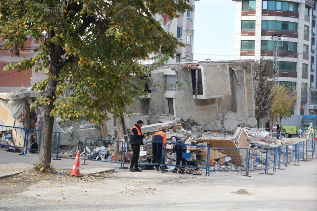 Yıkılan binada hayatını kaybeden Bilir ailesiyle ilgili kahreden detay: Nasip olmadı