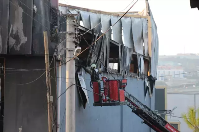 Kocaeli'deki yangın faciasında 7 kişi açığa alındı