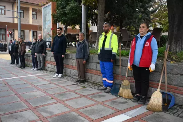 Saat 9'u 5 geçe Türkiye'de hayat durdu