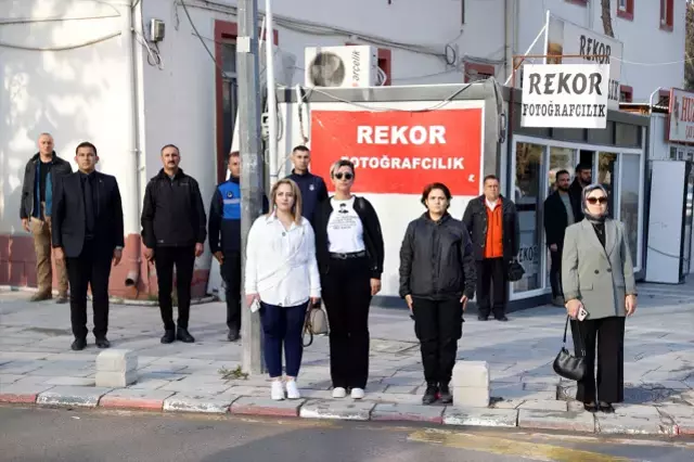 Saat 9'u 5 geçe Türkiye'de hayat durdu