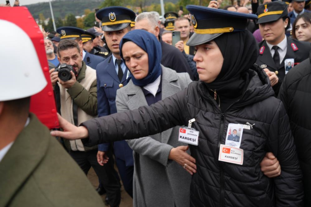 Türkiye şehitlerini uğurladı