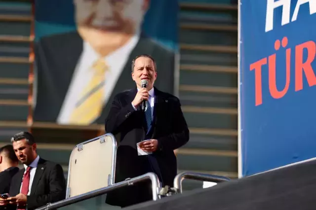 Kongre salonunda katılımcılar