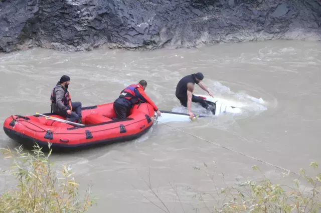 Kurtarma ekipleri olay yerinde