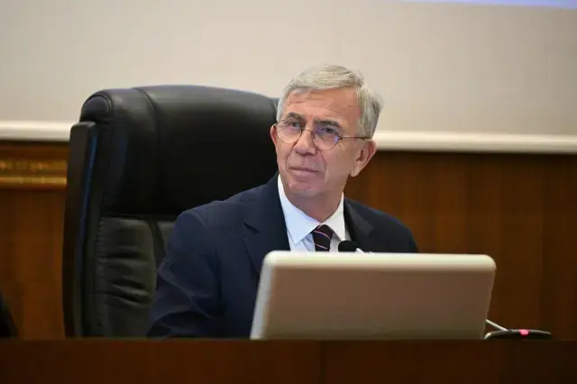 Mansur Yavaş küplere bindi: Bağırma lan, ne bağırıyorsun!