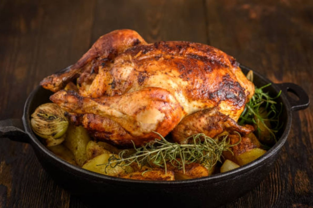 دجاج توبكابي في الأعلى: أفضل طبق دجاج في العالم من تركيا