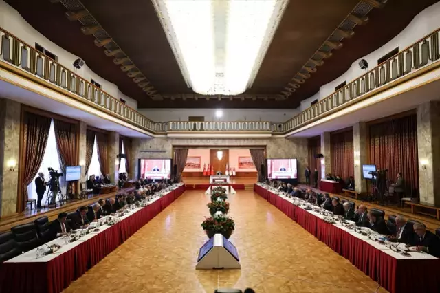 Komisyon toplantısından görüntü