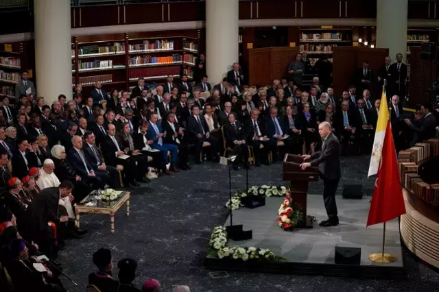 Ortak basın toplantısına Papa 14. Leo'nun sözleri damga vurdu: Türkler harika bir geçmişe sahip