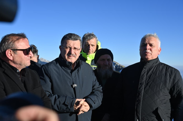 Yanan Kırklar Mescidi'nin yerine yenisi yapılacak