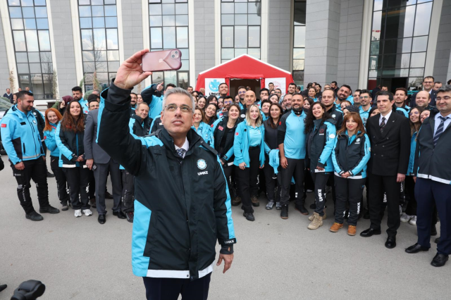 Acil müdahalede yeni dönem: Havaalanları ve AVM'lere otomatik şok cihazı geliyor