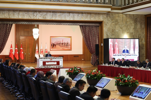 İmralı'daki görüşmenin özet tutanağı komisyonda okundu