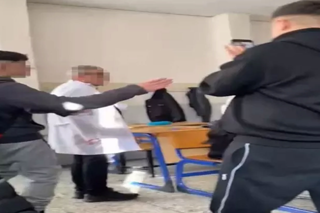 Öğretmene yapılan saygısızlığa velilerden tepki!