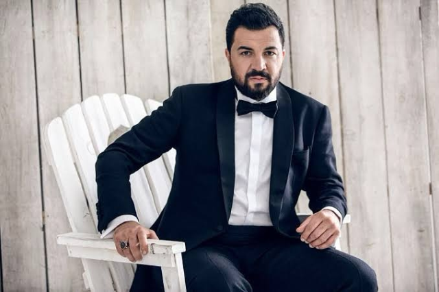Kendi düğünlerinde söyledikleri şarkı pahalıya patladı