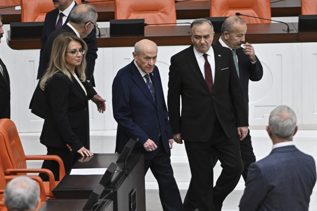 İmralı gerginliği sonrası TBMM'de dikkat çeken görüntü