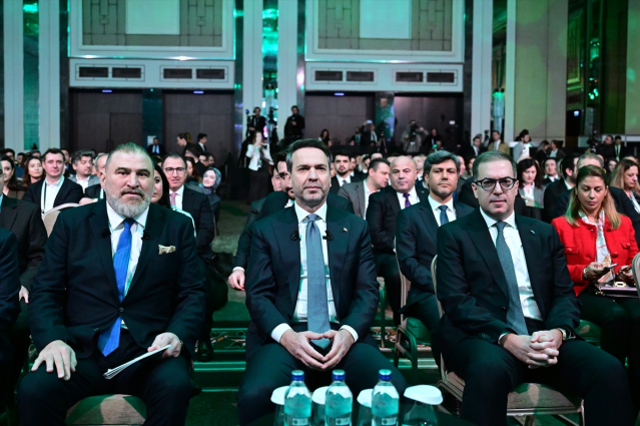 Bayraktar, Türkiye'nin 10 milyar metreküp gaz ihraç kapasitesi bulunduğunu bildirdi Açıklaması