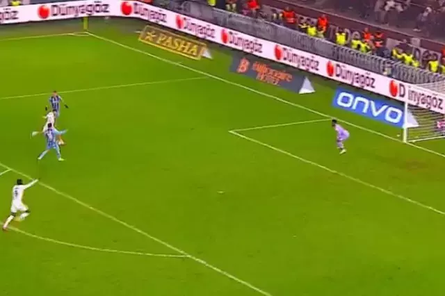 Beşiktaşlı taraftarlardan Jurasek'e büyük tepki