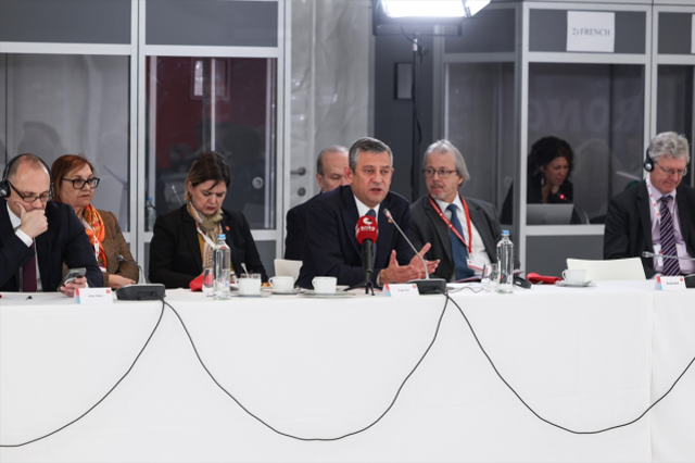 Özel'e Avrupa'da soğuk duş! Hayranlık duyduğu liderle görüşemedi